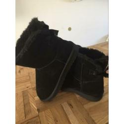 Uggs look a like 38