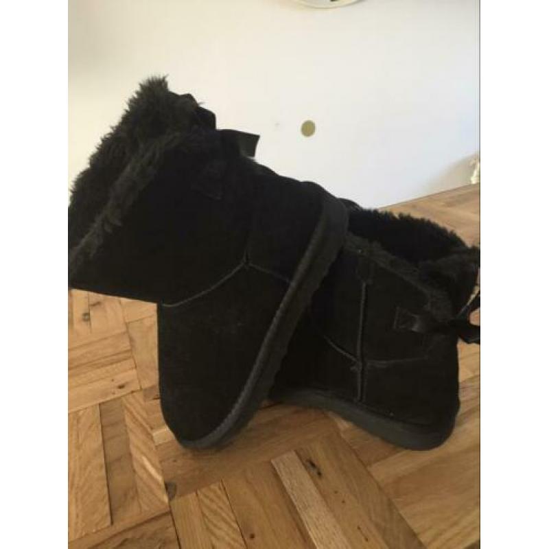 Uggs look a like 38