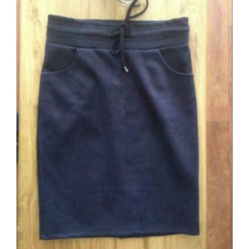Nieuw donkerblauw suedine kokerrokje MADE IN ITALY