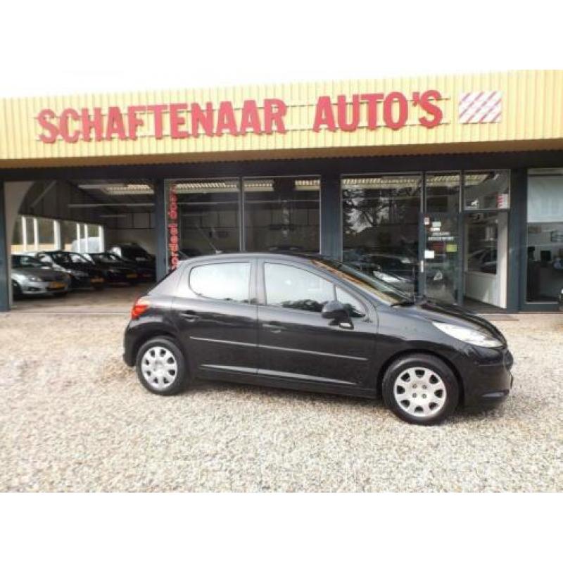 Peugeot 207 1.4 XR nieuwe koppeling zeer nette auto apk tot
