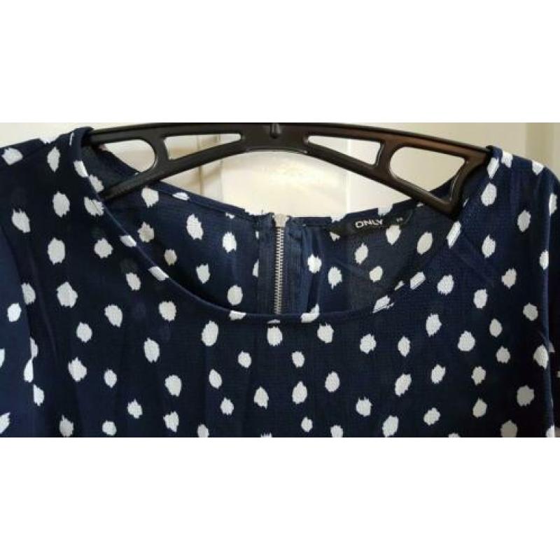 Nieuwe blauwe top/blouse ONLY mt M
