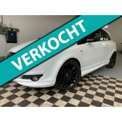 Opel Corsa 1.4-16V Opc-Line Airco Topstaat Lage km!