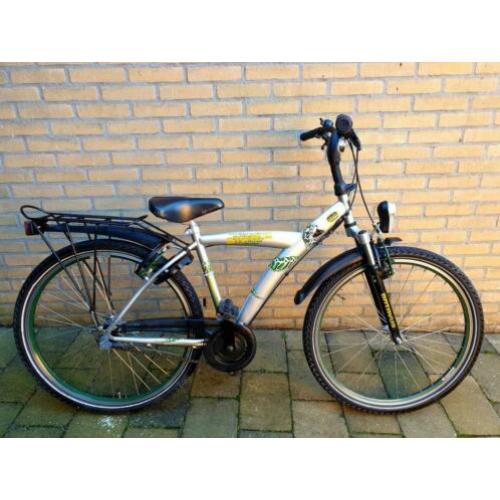 2 x Batavus Snake 26 inch 3 speed jongensfiets nagezien