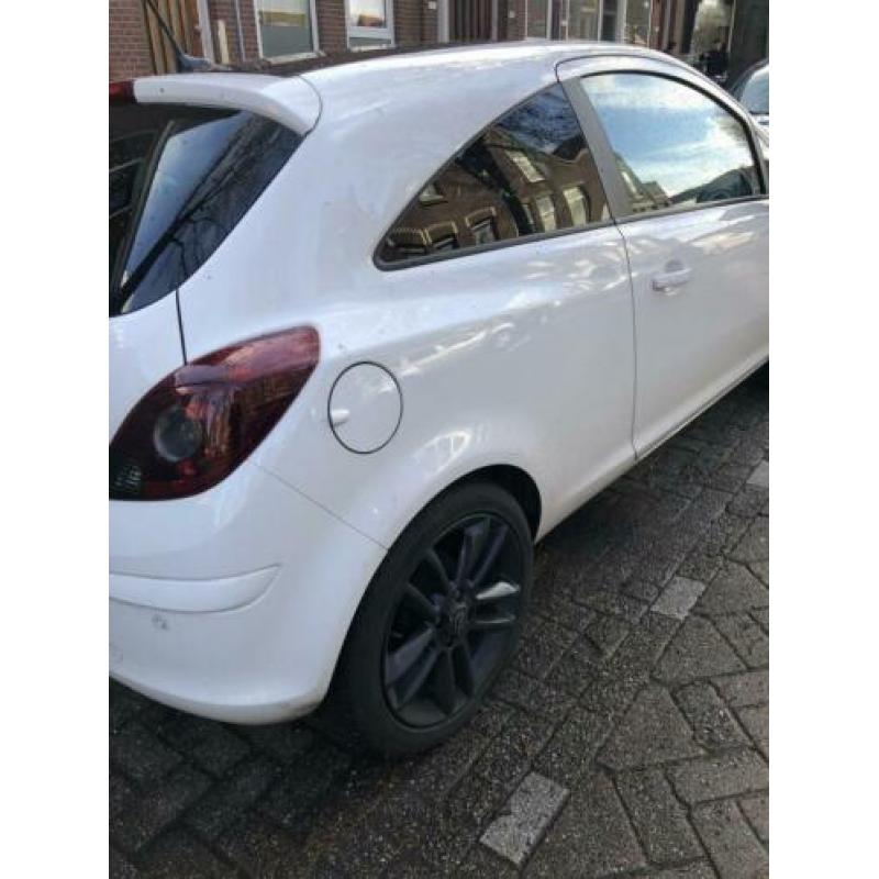 Opel Corsa 1.2 16V LPG 3D 2012 Wit NAV