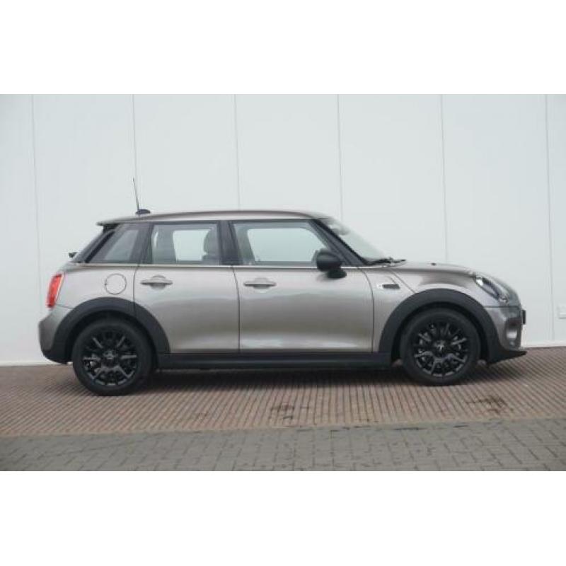 MINI 5-deurs One Aut. Pepper + Business (bj 2019, automaat)