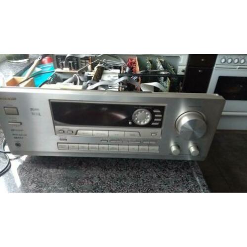 Onkyo tx ds555 defect. Voor onderdelen.