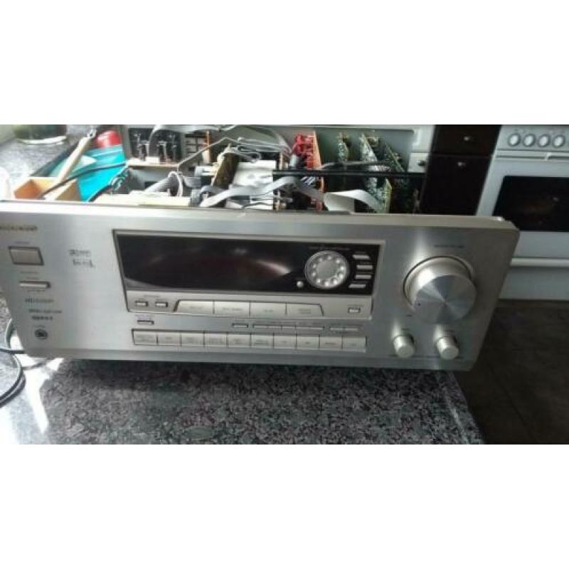 Onkyo tx ds555 defect. Voor onderdelen.