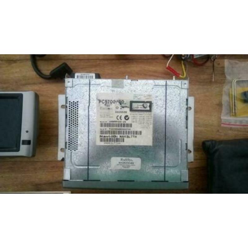 VDO Dayton PC5700 Navigatie met groot scherm MM5000 - Zilver