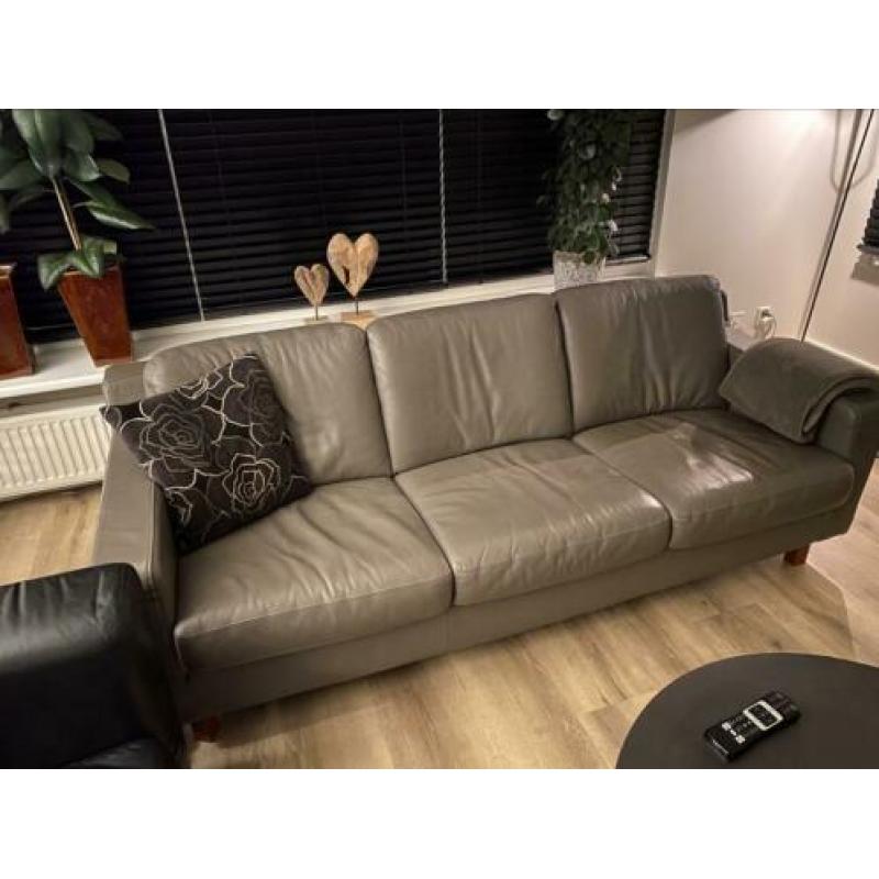 Te koop 2 banken