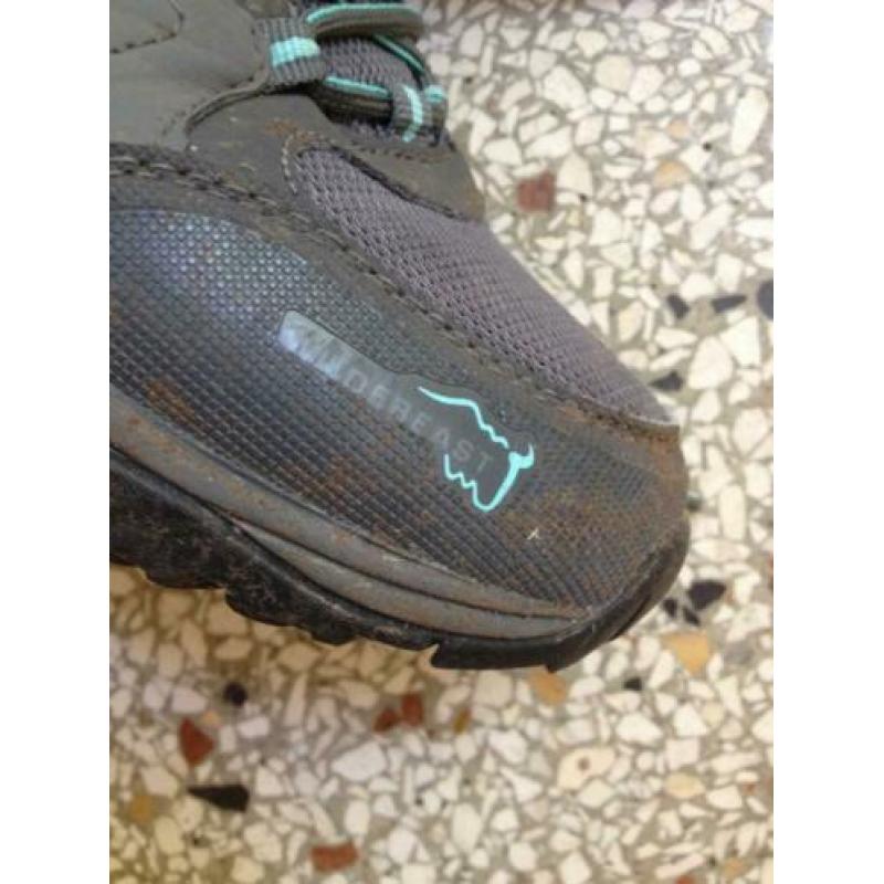 1 paar Wandelschoenen - Maat 37