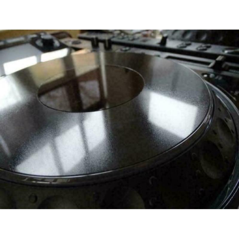 2x CDJ2000s CDJ2000 CDJ 2000 draaitafels PIONEER MINT CONDIT