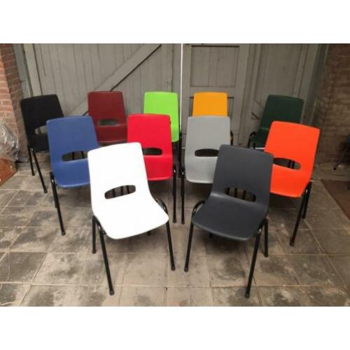 NIEUWE kuipstoelen kantinestoelen kantine stoelen stapelbaar