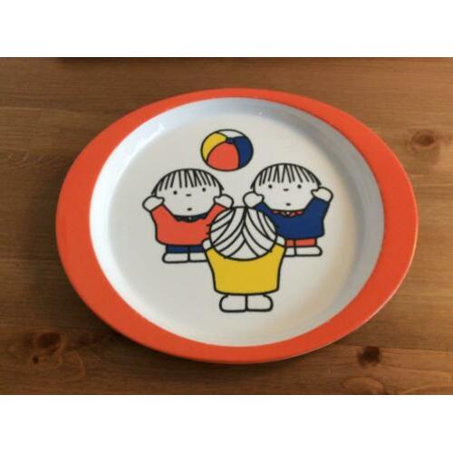 Dick Bruna kinder bord moeders voor moeders