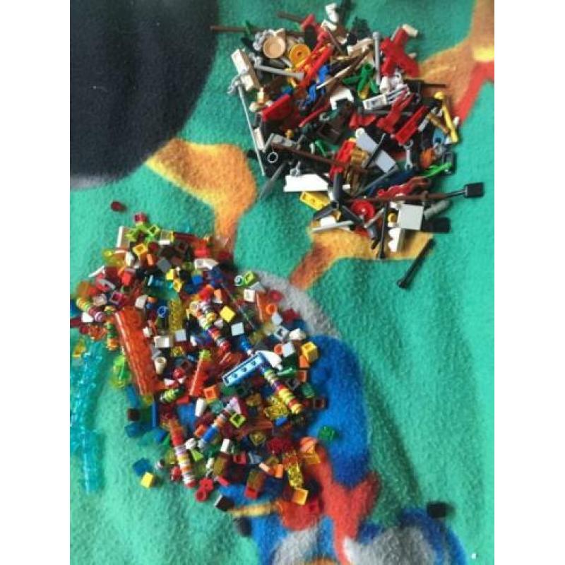 Veel Onderdeeltjes voor bouwen met Lego