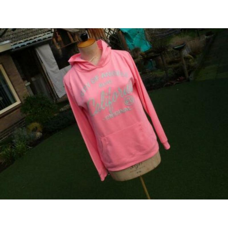 roze ESSENTIALS trui met capuchon maat L als nieuw