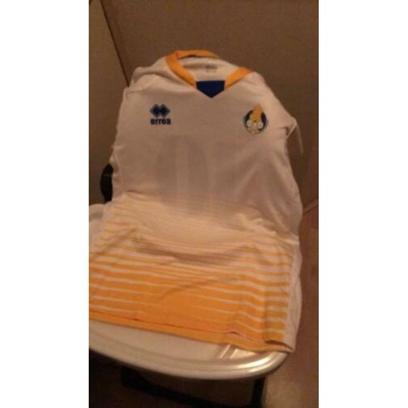 Officiële wedstrijdshirt gesigneerd door Wesley Sneijder