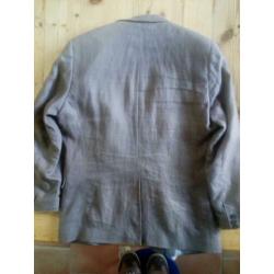 Colbertje. Merk H&M. Maat 50, kleur beige.