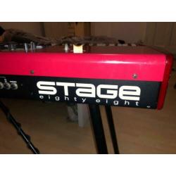 Nord Stage 88 met tas