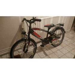 Jongens fiets