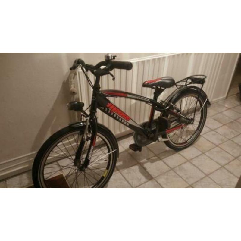 Jongens fiets