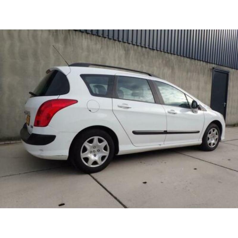 Peugeot 308 SW 1.6 HDiF X-Line