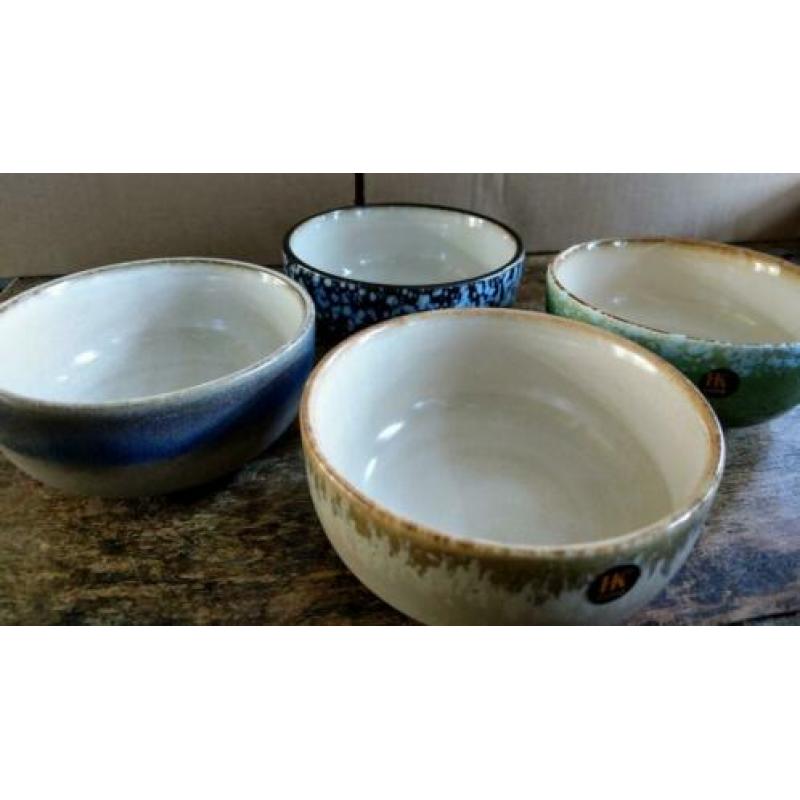 HK Living 70's medium schaaltjes set van 4 keramiek
