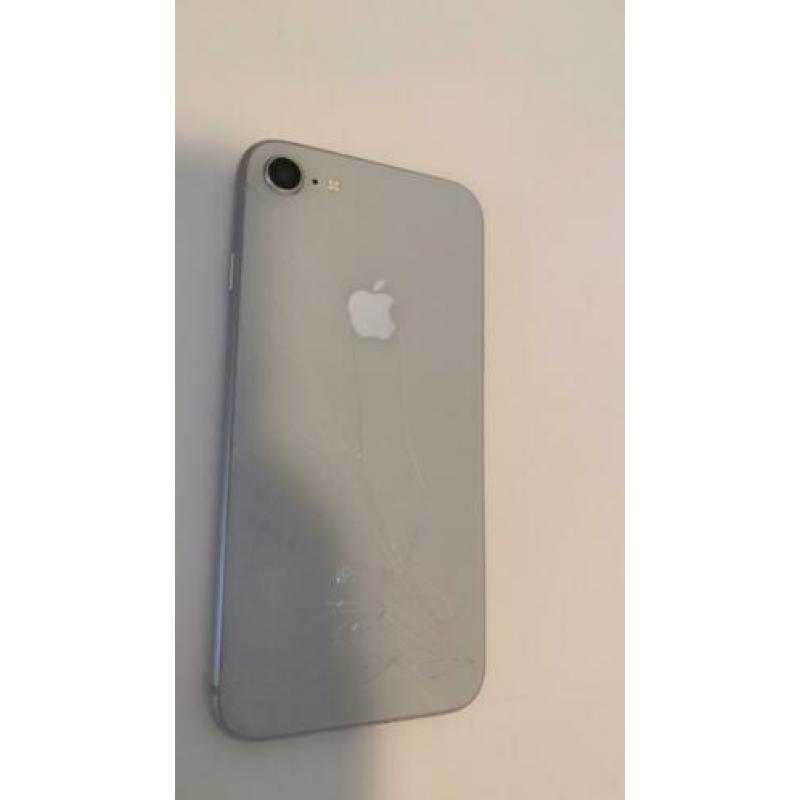 Iphone 8 256GB ( 2 jaar gebruikt )