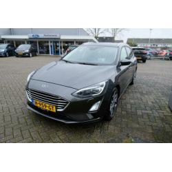 Ford Focus 1.5 EcoBoost Titanium Business wagon Automaat 150