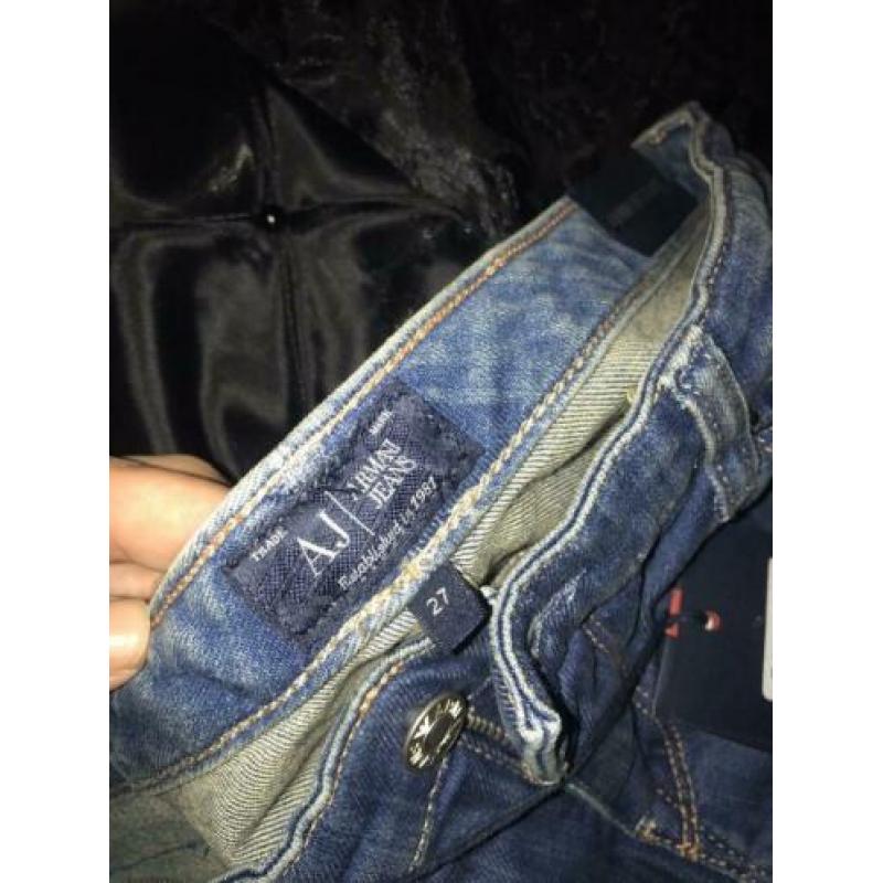 Armani jeans maat 27