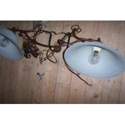 brons/bruin kleurige hanglamp voor boven eethoek