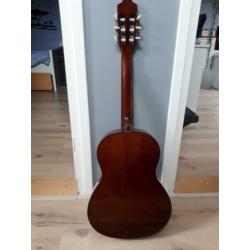 Nette 3/4 gitaar incl. mooie draagtas. Motion TC_601