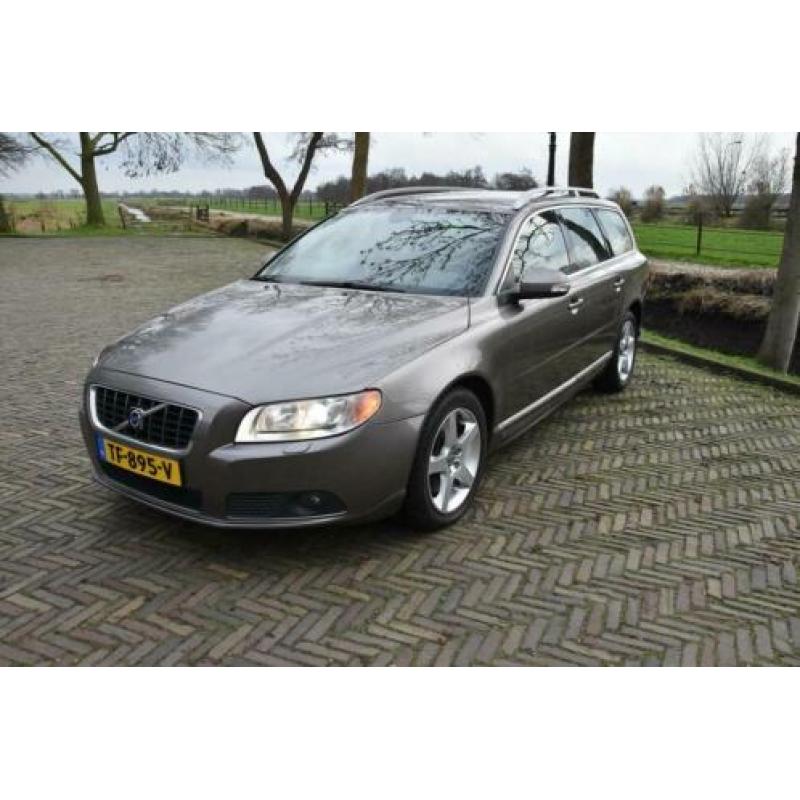 VOLVO V70 3.0T 210KW AWD AUT Summum