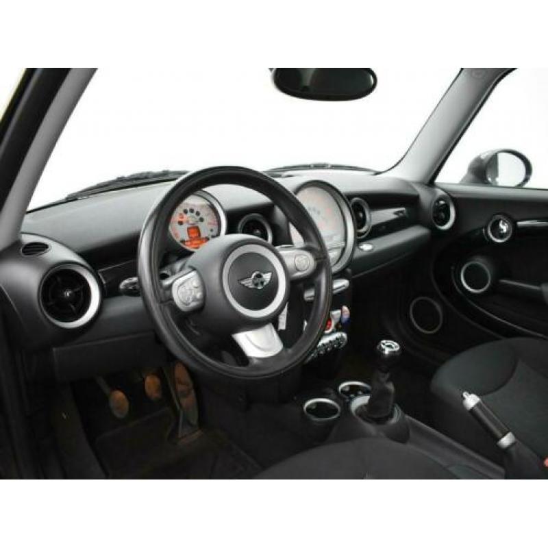 MINI Clubman 1.6 COOPER + PANORAMADAK (bj 2008)