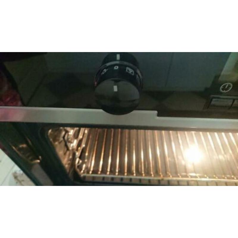 Combimagnetron oven electrolux Evy 7600 AOX. 1000 watt