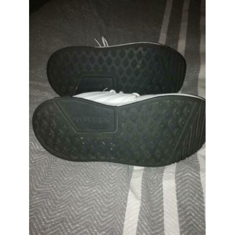 Adidas sneakers maat 28