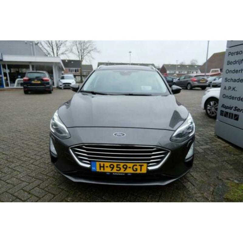 Ford Focus 1.5 EcoBoost Titanium Business wagon Automaat 150