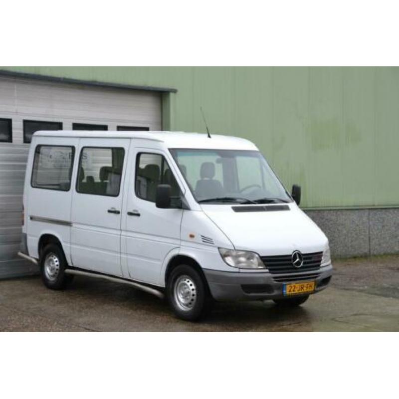 Mercedes-Benz Sprinter 208 CDI 300 9 Persoons BJ'02 APK 08-2