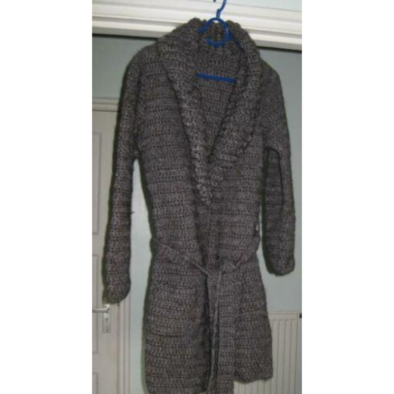 Warm gehaakt vest grijs maat S 36