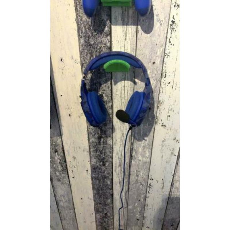 Te koop: ps4 controller/headset houder voor aan de muur