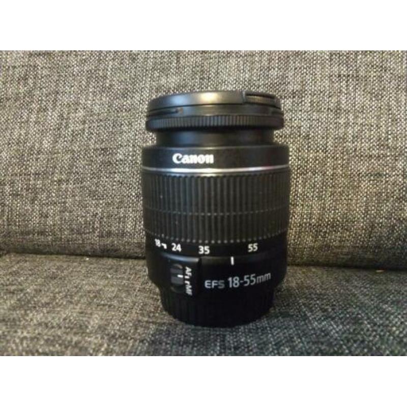 Canon EOS 1100D met 18-55 mm lens