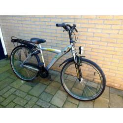 2 x Batavus Snake 26 inch 3 speed jongensfiets nagezien