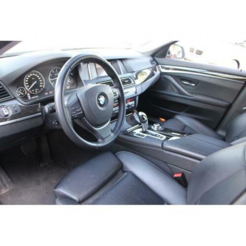 BMW 5 Serie 520i LAST MINUTE EDITION LUXURY Comf. Stoelen Co