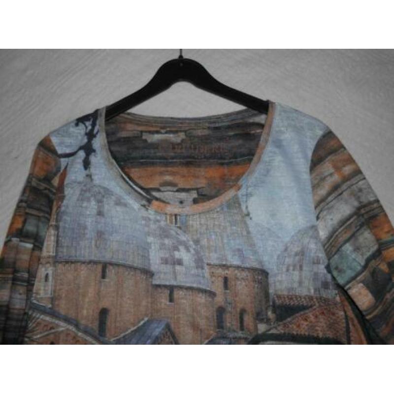 Mooie longsleeve maat 44 van Dividere (meer in maat 44)