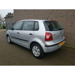 Mooie Volkswagen Polo 1.2 | 5 deurs | Airco | Lage km stand!