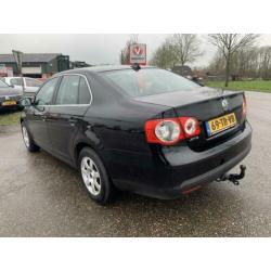 Volkswagen Jetta 1.6 FSI 116PK 6-Versn Comfortline | Trekhaa