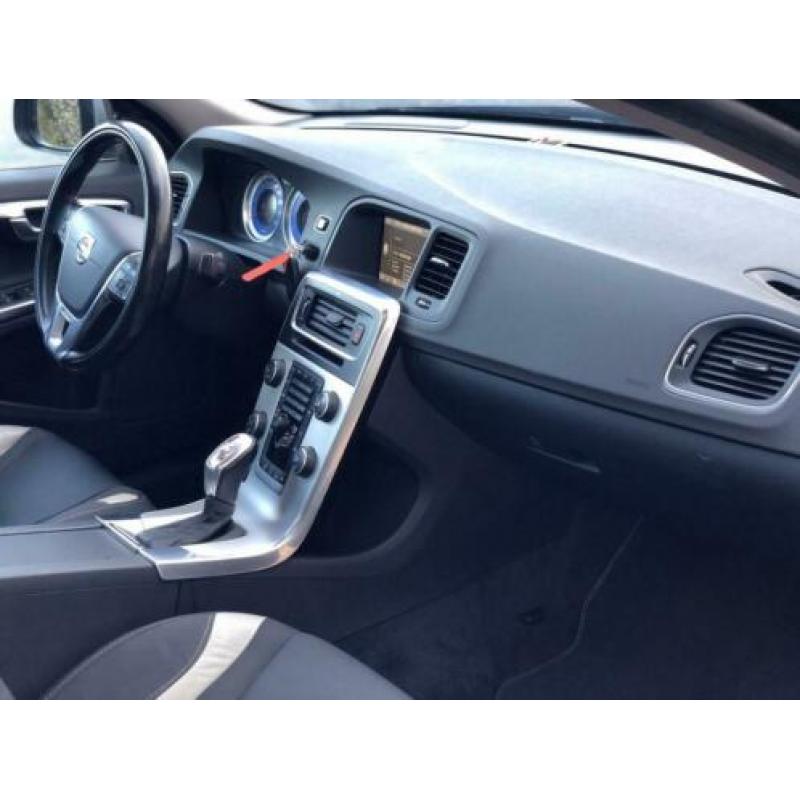 Volvo S60 1.6D DrivePowershift 2012 Zwart R DESIGN FULLLL