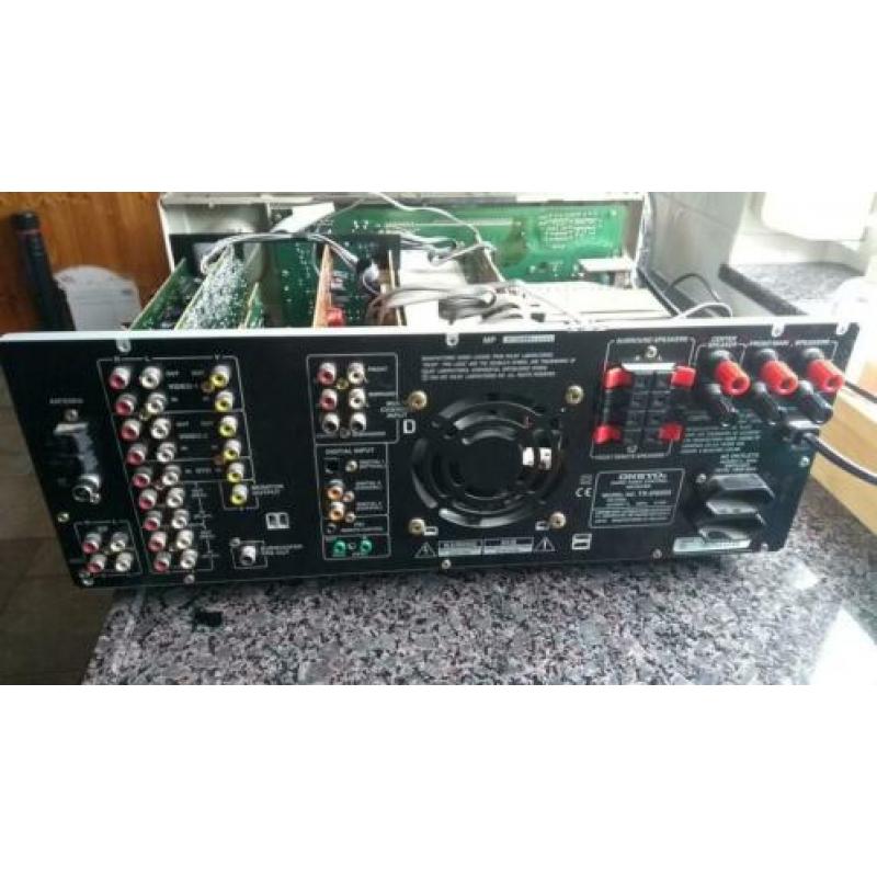 Onkyo tx ds555 defect. Voor onderdelen.