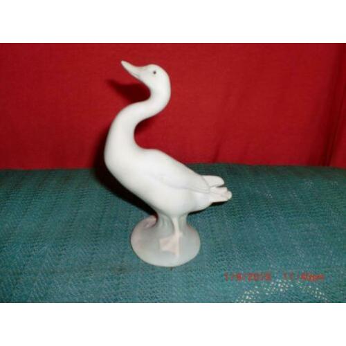 Lladro porseleinen gans/zwaan die naar boven kijkt