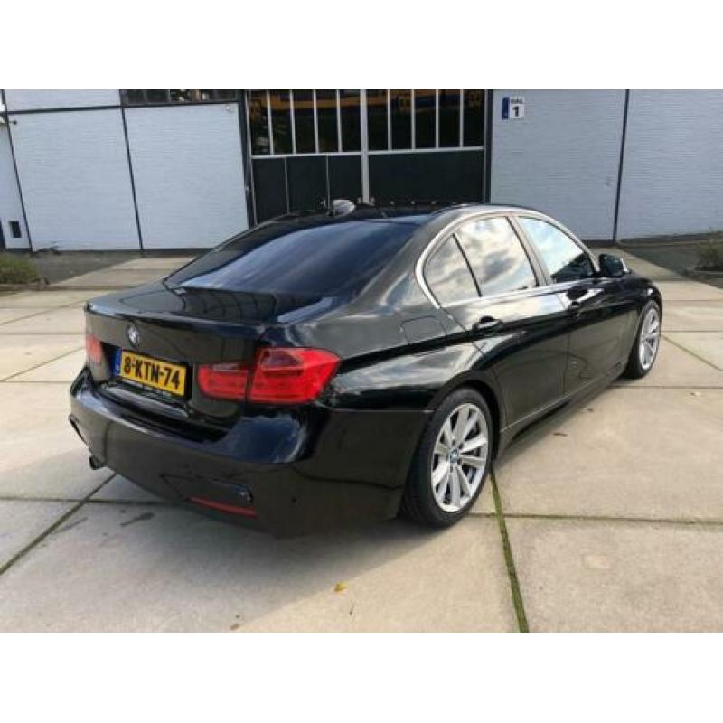 BMW 3-serie 320d EfficientDynamics Edition Business M Pakket