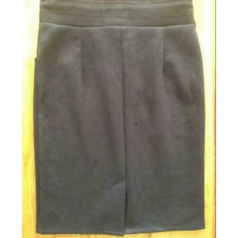Nieuw donkerblauw suedine kokerrokje MADE IN ITALY